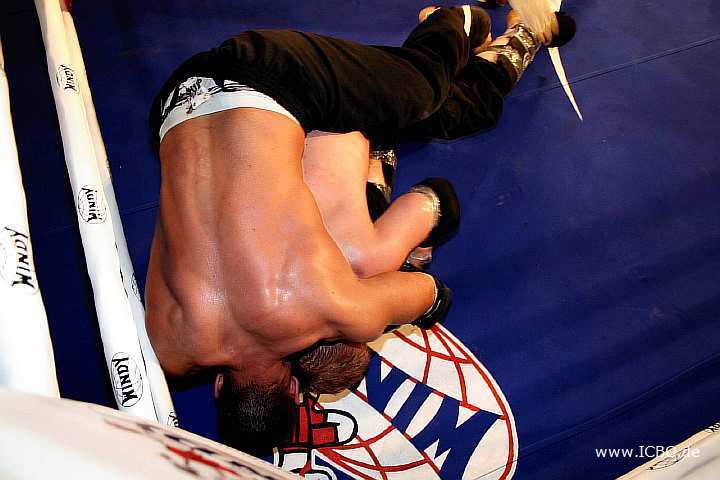 100327_0487_densiz-tomasik_monheimer-fight-night.jpg